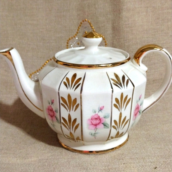 Vintage Other - Vintage English Teapot